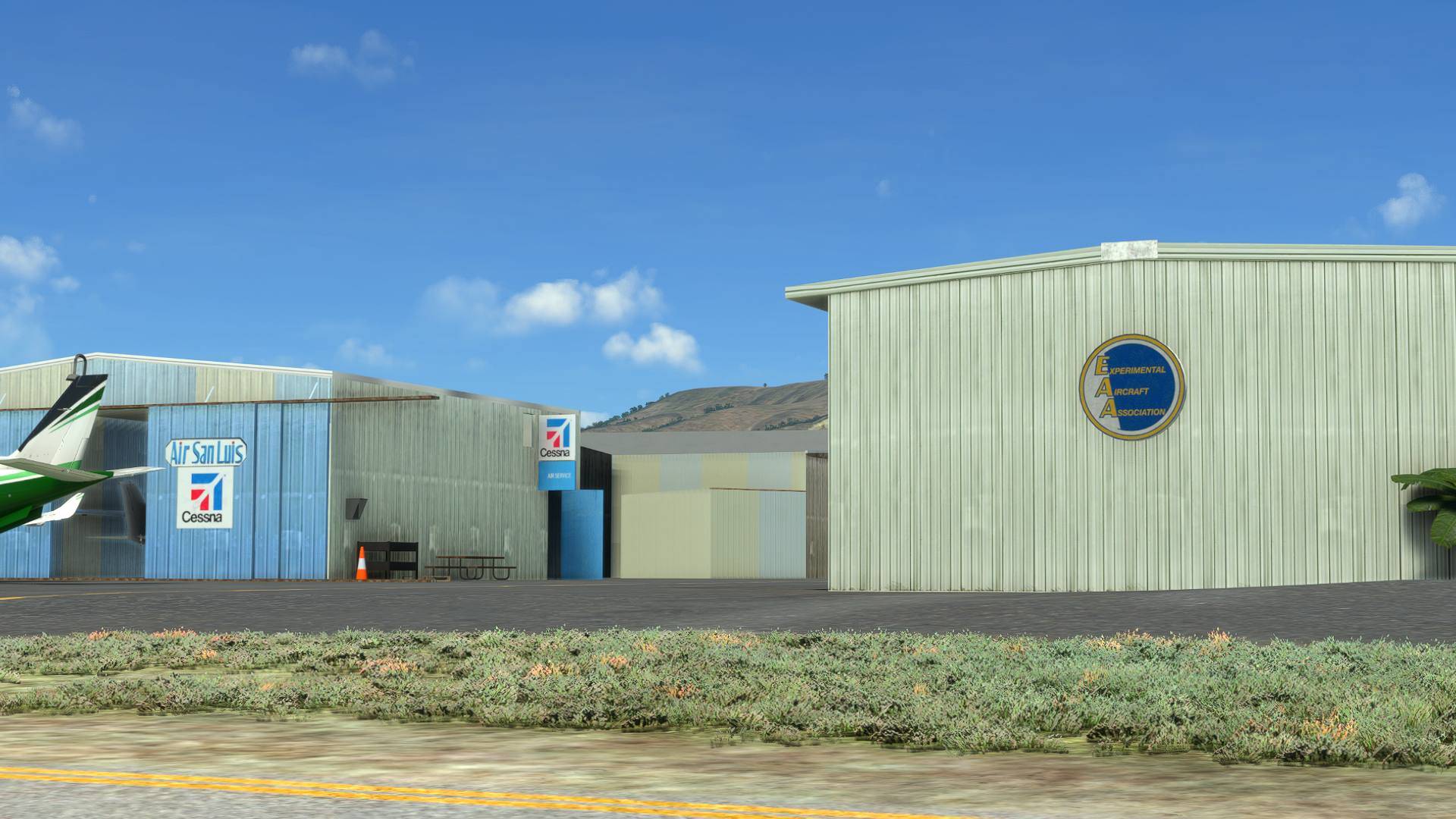 Air San Luis Cessna hangars and EAA chapter building